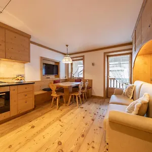 https://cadin-apartment.hotelinveneto.com