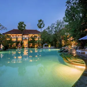 Kumala Pantai Otel Legian